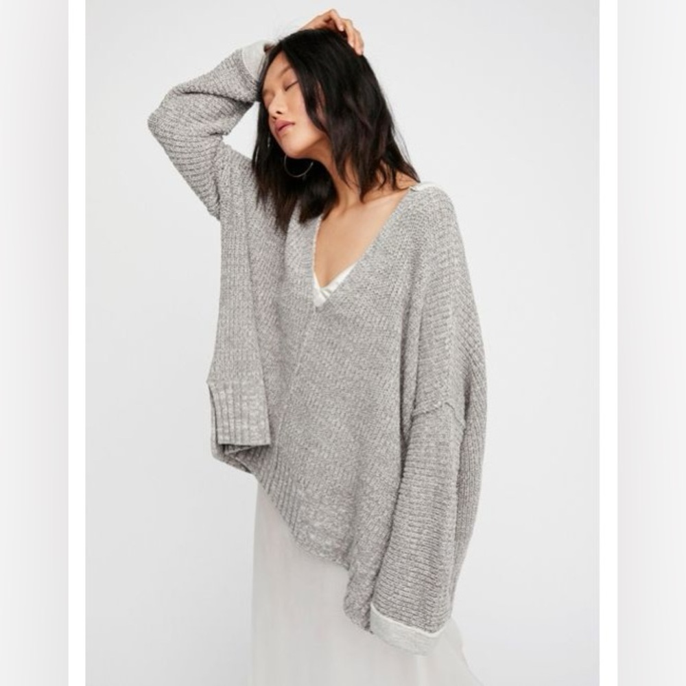 FREE PEOPLE Take Me Over V-Neck Sweater Oversized Knit Distressed Gray Size XS/S